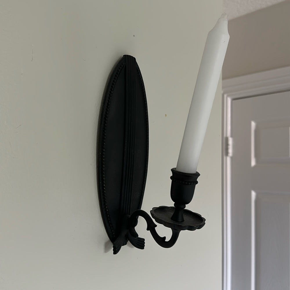 Wall candle holder